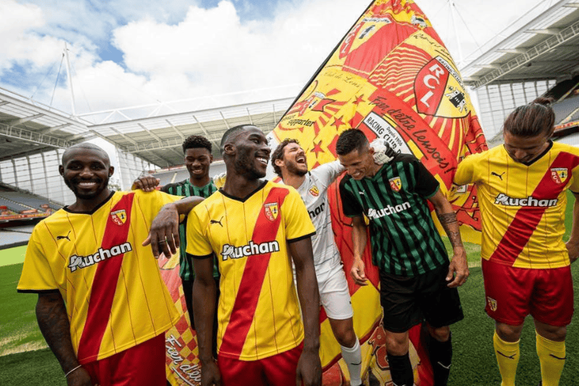 乐鱼体育官网赛前法兰克福远射贴柱——法甲节点到来，媒体盛赞，球队文化再被提及的简单介绍